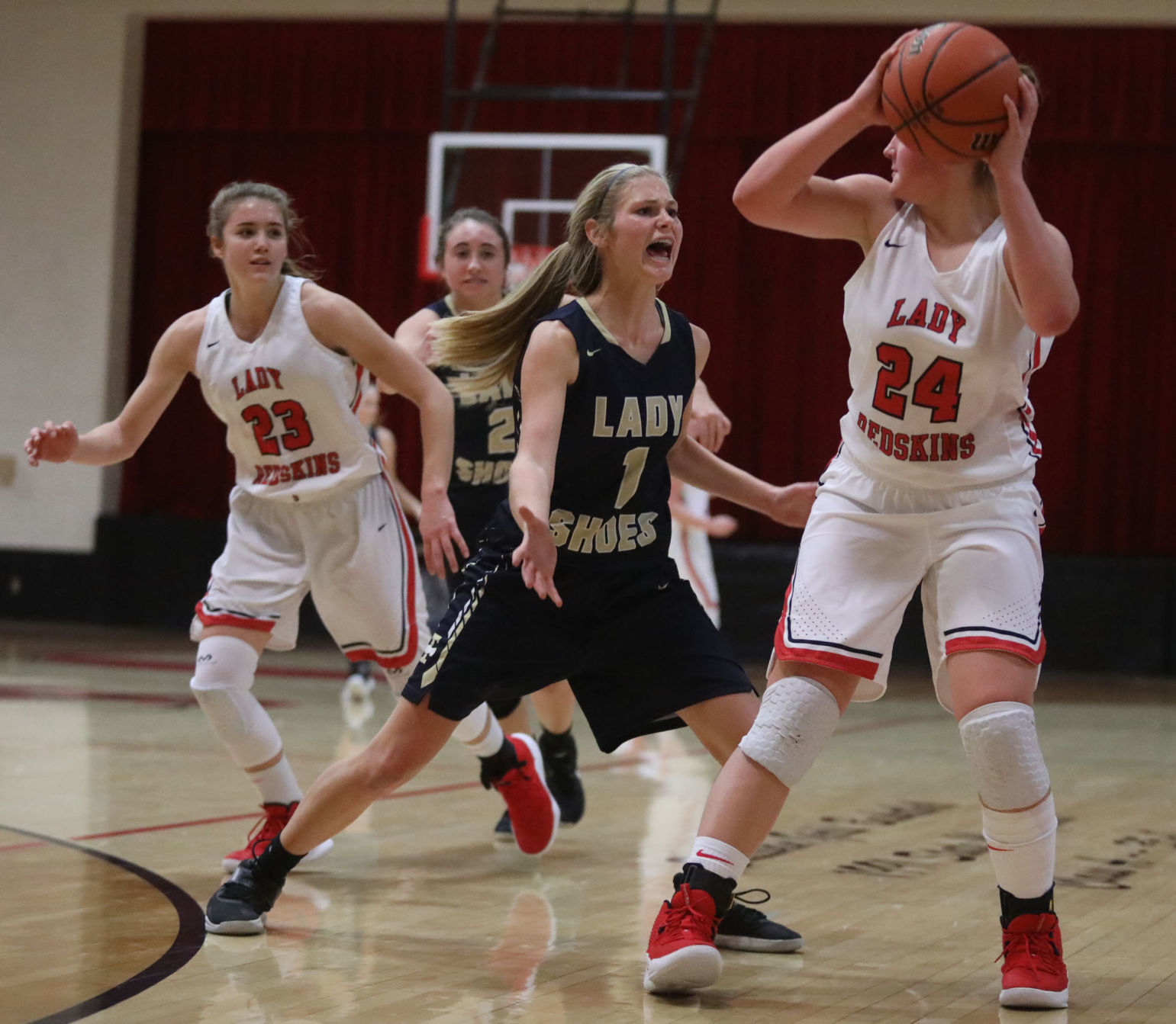 Sullivan vs Teutopolis girls basketball 14 11.26.18.jpg